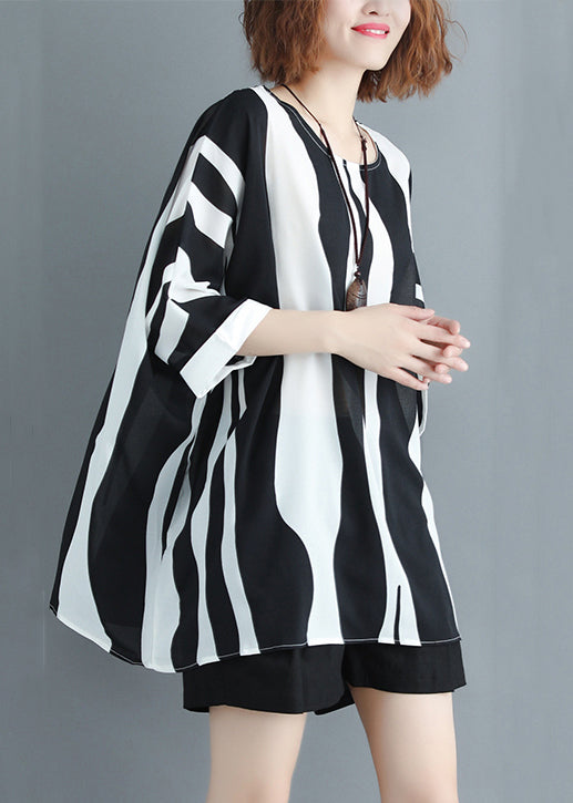 Loose Striped O Neck Chiffon T Shirt Batwing Sleeve