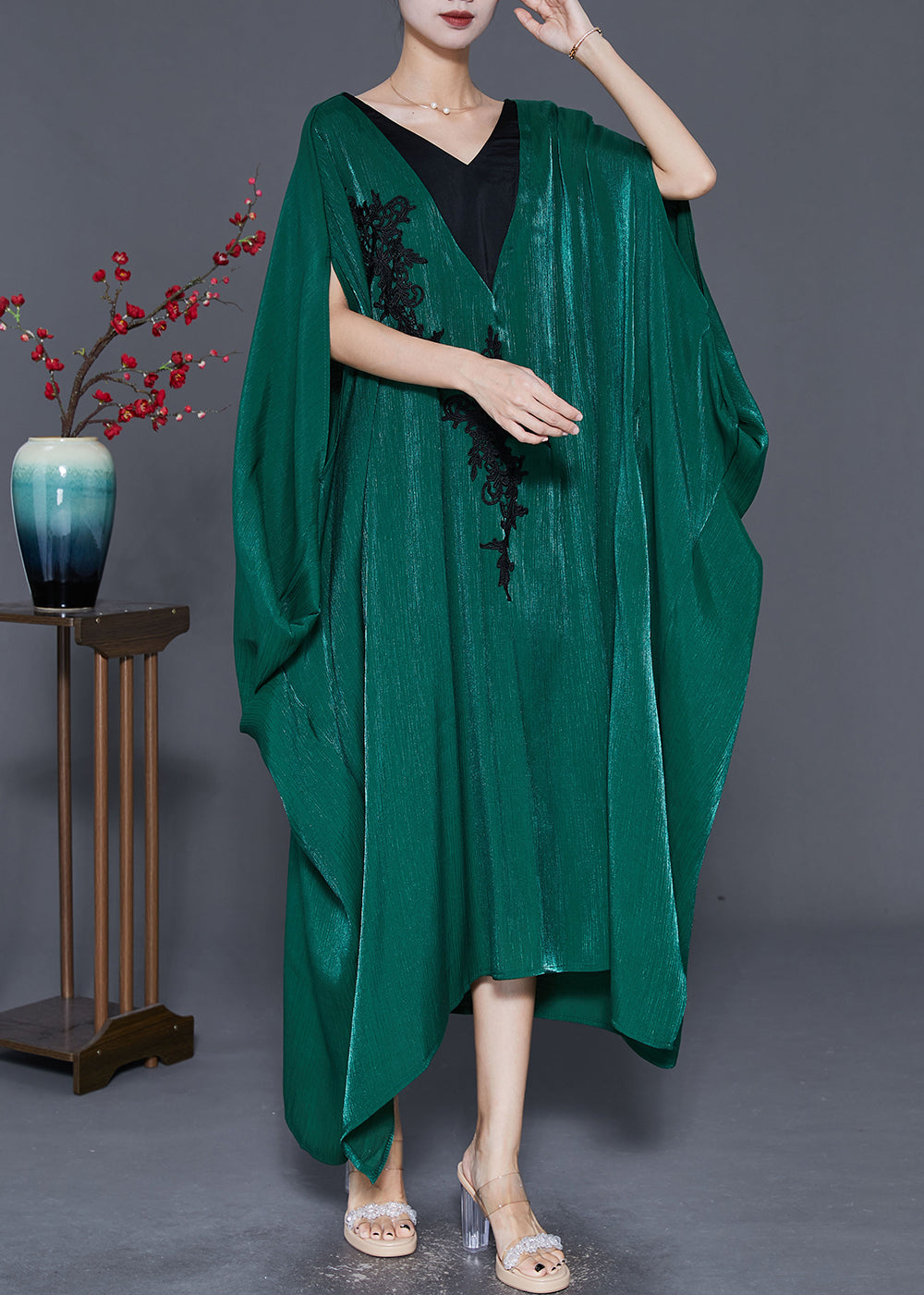 Style Blackish Green Embroidered Patchwork Silk Long Dresses Batwing Sleeve