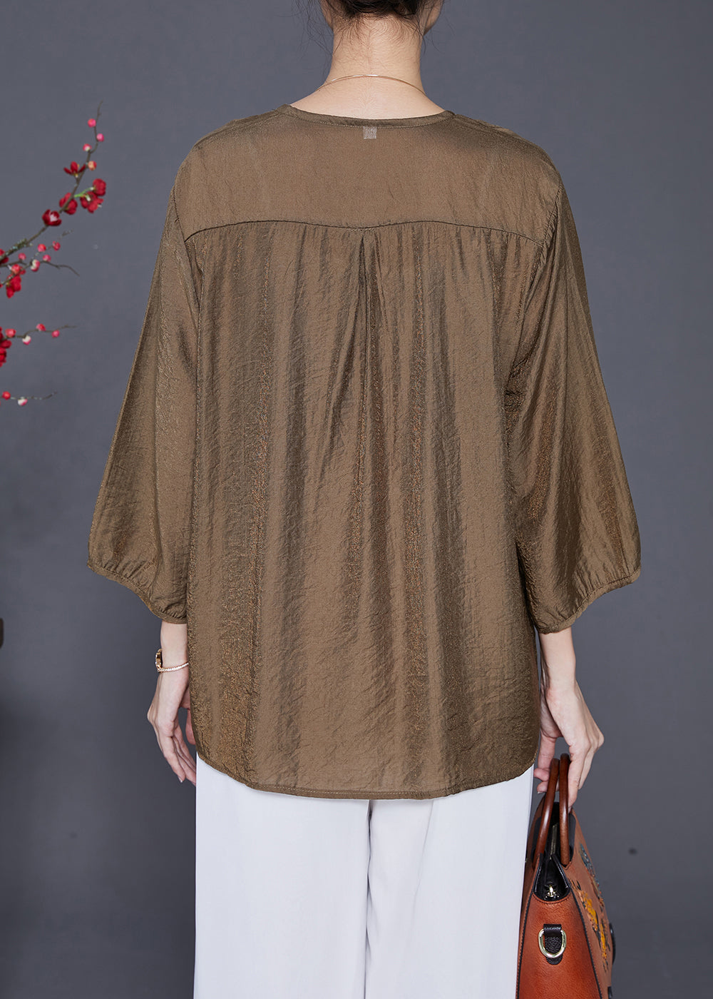 Style Chocolate V Neck Embroidered Silk Tops Bracelet Sleeve