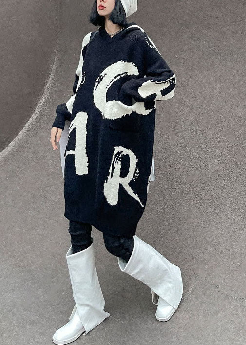 Élégant robe de pull tricot à imprimé noir à capuche noire printemps