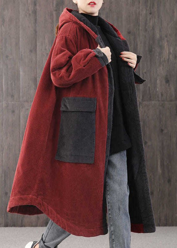 Bouton à capuche rouge élégant manteau d'hiver à manches longues