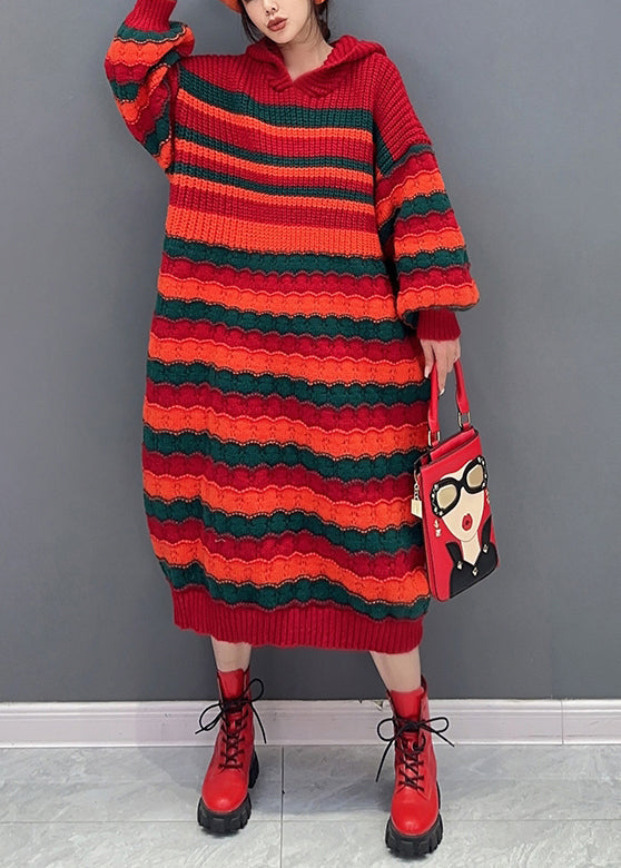 Robe en tricot confortable à capuche rouge lâche à manches longues