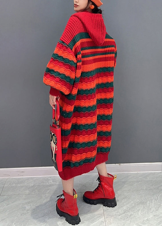 Robe en tricot confortable à capuche rouge lâche à manches longues